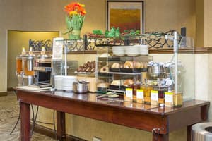 thumbnail: Dining