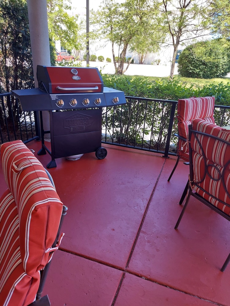 BBQ/picnic area