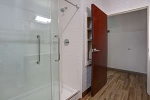 thumbnail: Bathroom shower