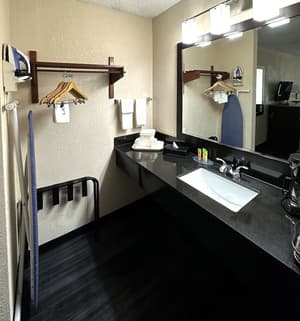 thumbnail: Bathroom