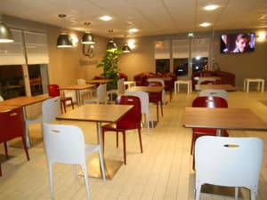 thumbnail: Dining