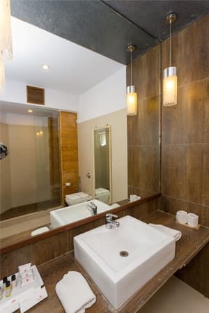 thumbnail: Bathroom