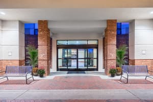 thumbnail: Exterior