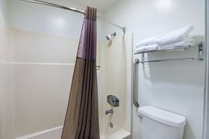 thumbnail: Bathroom shower