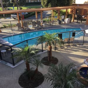 thumbnail: Outdoor pool