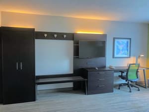 thumbnail: Room amenity