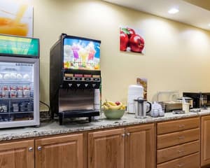 thumbnail: Breakfast area
