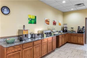 thumbnail: Dining,Dining Area,Breakfast,On-Site