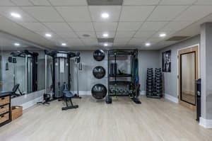 thumbnail: Gym