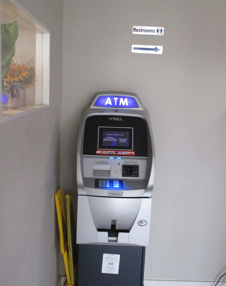 ATM/banking on site
