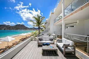 thumbnail: Exterior