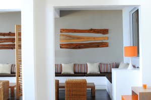 thumbnail: Lounge