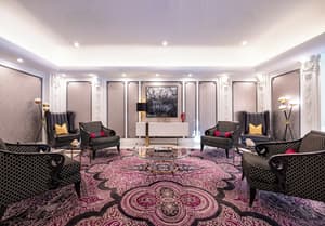 thumbnail: Lobby sitting area