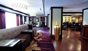 thumbnail: Bar (on property)