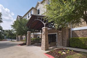 thumbnail: Exterior