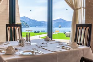 thumbnail: Restaurant