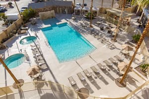 thumbnail: Terrace/patio