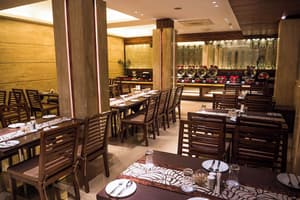 thumbnail: Restaurant