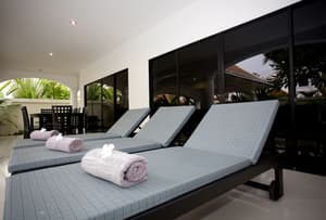 thumbnail: Living area