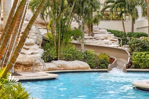 thumbnail: Pool