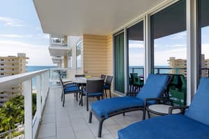 thumbnail: Balcony view