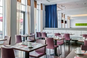 thumbnail: Restaurant