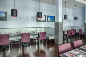 thumbnail: Restaurant