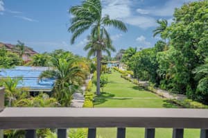 thumbnail: Balcony view