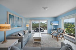 thumbnail: Living room