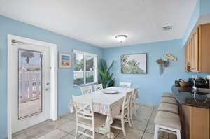 thumbnail: In-room dining