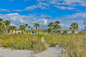 thumbnail: Property grounds