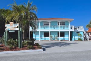 thumbnail: Front of property