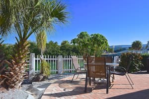 thumbnail: Terrace/patio