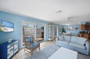 thumbnail: Living room