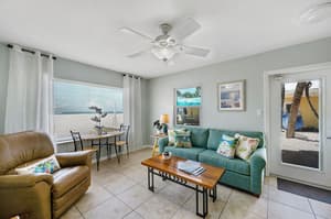 thumbnail: Living room
