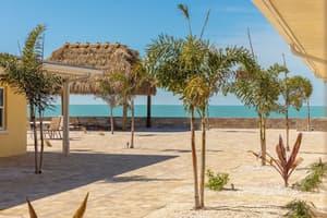 thumbnail: Terrace/patio