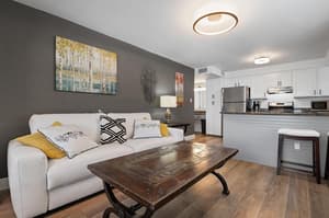 thumbnail: Living room