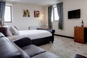 thumbnail: Room