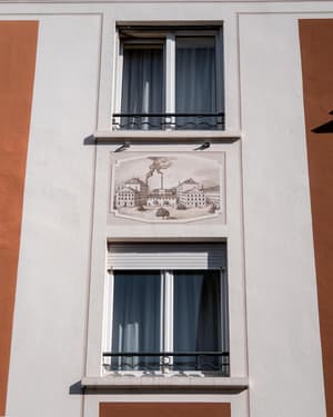 thumbnail: Exterior