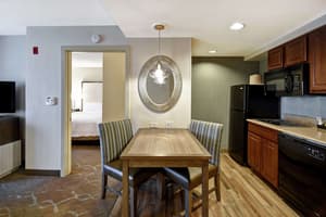 thumbnail: Breakfast area