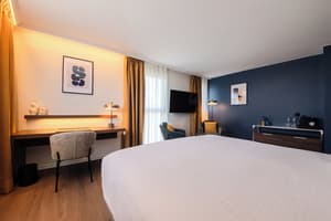 thumbnail: Room
