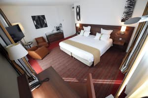 thumbnail: Room