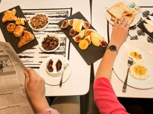 thumbnail: Restaurant