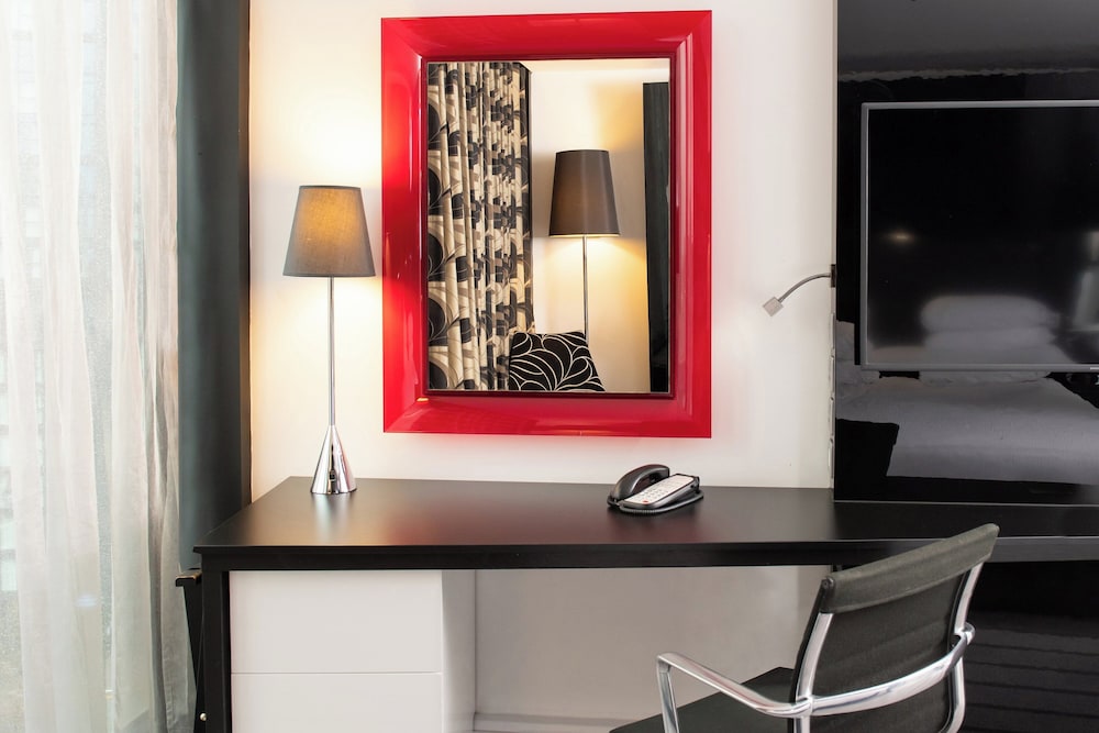Room amenity