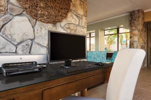 thumbnail: Business center