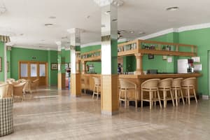 thumbnail: Bar (on property)