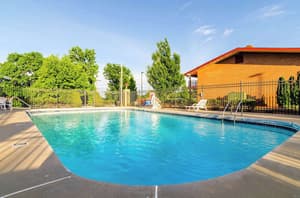 thumbnail: Pool
