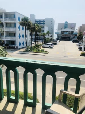 thumbnail: Street view