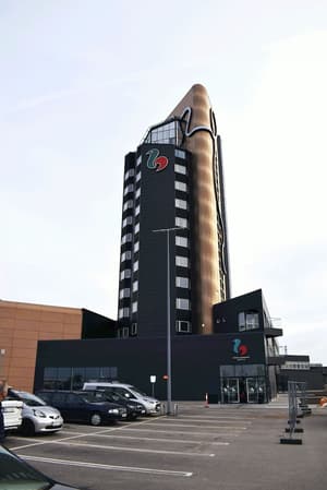 thumbnail: Exterior