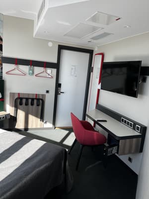 thumbnail: Room